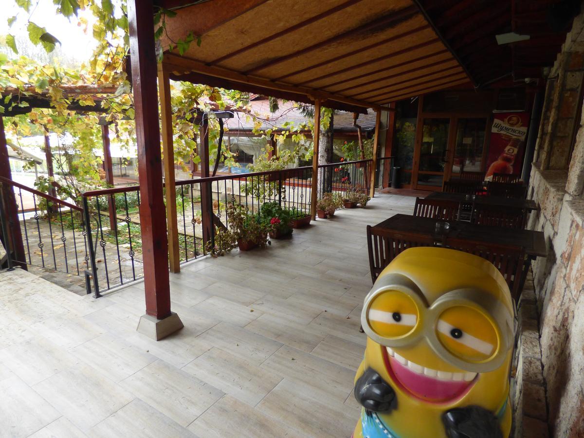 Kovanlika Hotel Razgrad Exterior photo
